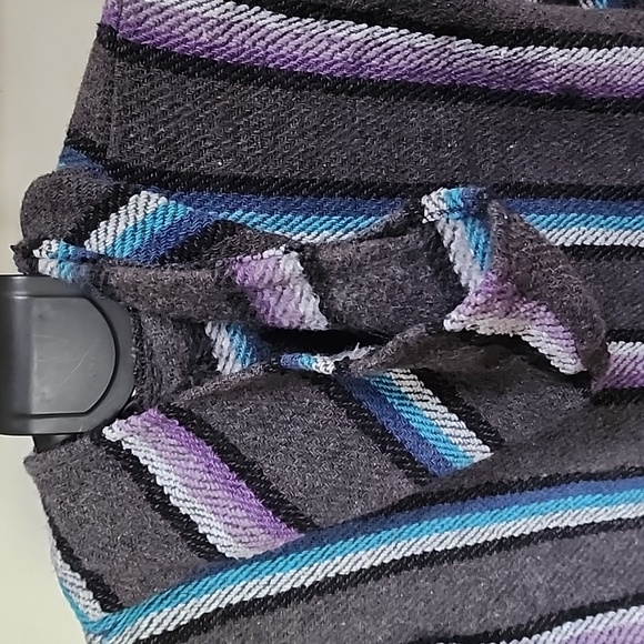 Unisex Iguana Jack Baja Hoodie, Colors include Grey, Blue, Purple, Black, Size M - Picture 3 of 8